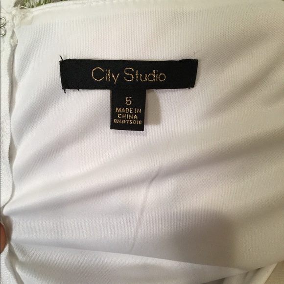 Embroidered Floral Dress - Picture 4 of 4